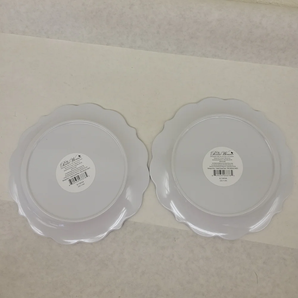 Pioneer Woman Melamine plate - Picture 2 of 2